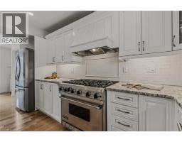 208 VICTORIA Street - 16