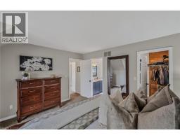 208 VICTORIA Street - 21