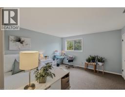 208 VICTORIA Street - 28