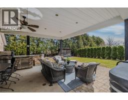 208 VICTORIA Street - 42