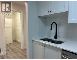 60 DONLY Drive S UnitNo. 109 - 6