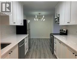 60 DONLY Drive S UnitNo. 109 - 7