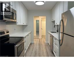 60 DONLY Drive S UnitNo. 109 - 8