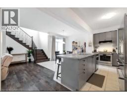 19 MALCOLM Crescent - 10