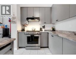 19 MALCOLM Crescent - 12