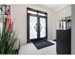 19 MALCOLM Crescent - 2