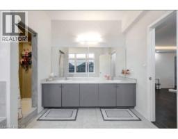 19 MALCOLM Crescent - 27