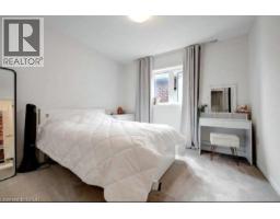 19 MALCOLM Crescent - 28