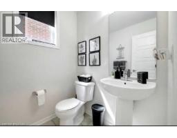 19 MALCOLM Crescent - 3