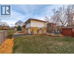 135 BURBANK Road - 33