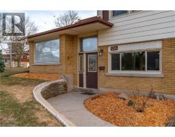 135 BURBANK Road - 8