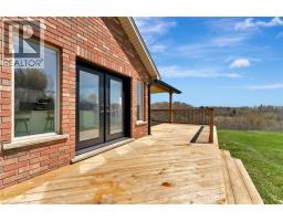 70 GOVERNORS Road E - 13