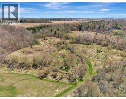 70 GOVERNORS Road E - 6