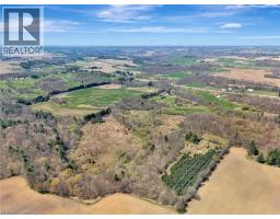 70 GOVERNORS Road E - 7