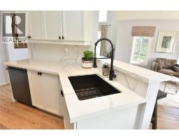 39 PANABAKER Drive UnitNo. 7 - 15