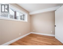 627 GLEN FORREST Boulevard - 40