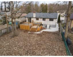 627 GLEN FORREST Boulevard - 46