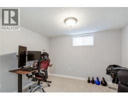 6 LYNDHURST Street - 24