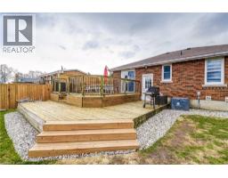 6 LYNDHURST Street - 31