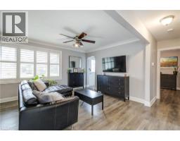 6 LYNDHURST Street - 6