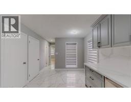 133 WAKE ROBIN Drive - 11