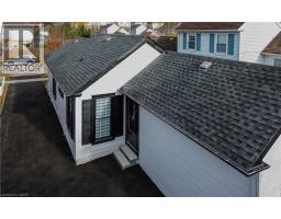 133 WAKE ROBIN Drive - 4