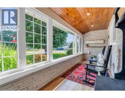 4 COLONIAL Drive - 17