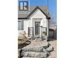 17 BARCLAY Avenue - 2