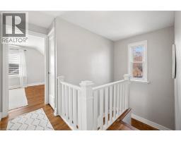 17 BARCLAY Avenue - 20