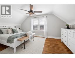 17 BARCLAY Avenue - 24