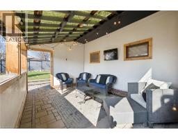 17 BARCLAY Avenue - 36