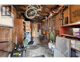 17 BARCLAY Avenue - 38