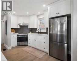 17 BARCLAY Avenue - 7