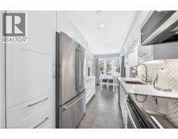 375 KINGSCOURT Court UnitNo. 20 - 17