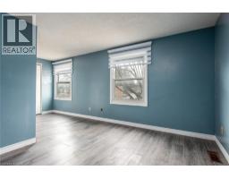 135 VINTAGE Crescent - 27