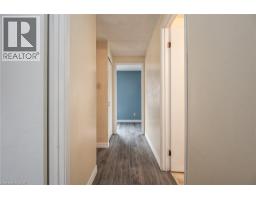 135 VINTAGE Crescent - 29