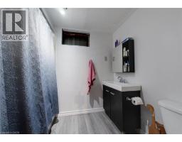 135 VINTAGE Crescent - 41