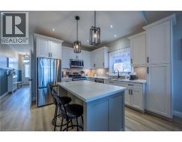 183 LAFAYETTE Street E - 10