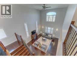 414 ZELLER Drive - 13