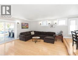 120 CAITHNESS Street E - 10