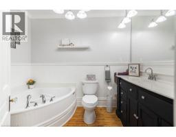 120 CAITHNESS Street E - 19