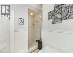 120 CAITHNESS Street E - 20