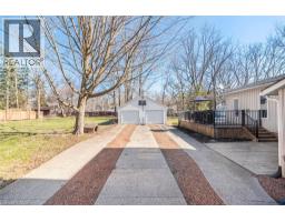 120 CAITHNESS Street E - 40