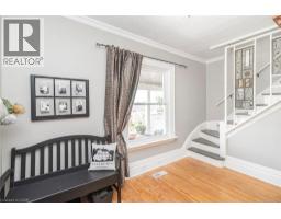 120 CAITHNESS Street E - 8