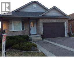 431 LAUSANNE Crescent - 2