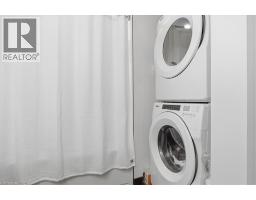 19 GUELPH Avenue UnitNo. 401 - 20