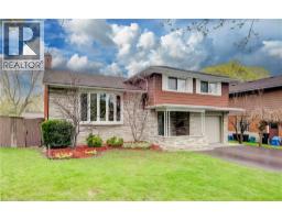 46 PEACHWOOD Court - 2