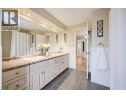 46 PEACHWOOD Court - 27