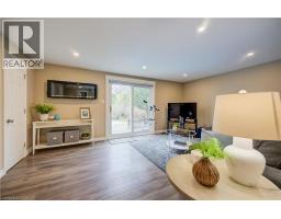 46 PEACHWOOD Court - 31