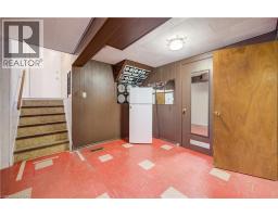 46 PEACHWOOD Court - 35